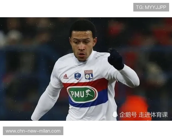 曼联转会大鱼曝光:重金追飞翼+榜眼射手双线推进 曼联转会大鱼曝光:重金追飞翼+榜眼射手双线推进